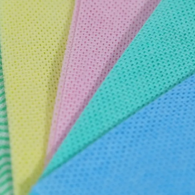 Chine Tissu non tissé Spunlace de fibres de cellulose de polyester de haute qualité pour masque de soins de beauté